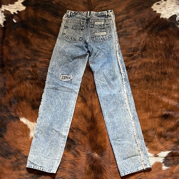Vintage Tale Lord Washed Denim Jeans - Picture 5 of 11